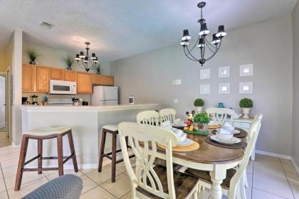 Sunny Villa with Pool and Lanai - 8 Mi to Disney! - image 2