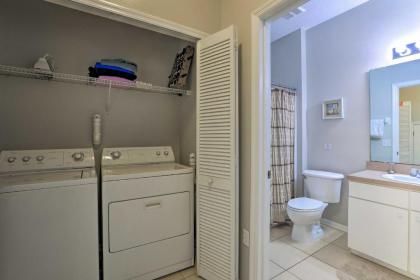 Sunny Villa with Pool and Lanai - 8 Mi to Disney! - image 9