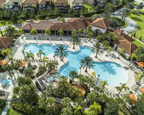 Gated Vacation Home Resort Community in Davenport Florida - image 3