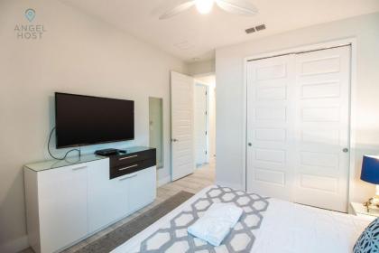 Villa with Pool and Theater and Themed Rooms Near Disney! - image 9