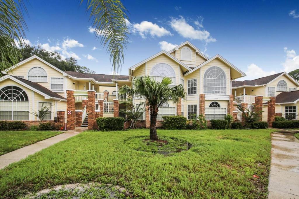 Family Premium 3BD Condo Apartment near Disney parks - image 3