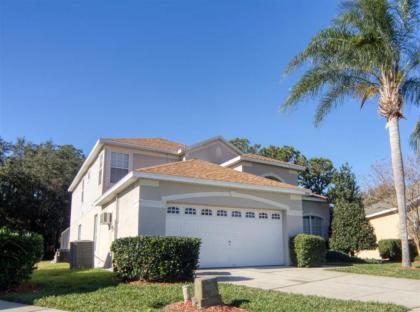 5 Bedroom 3 and half Bathroom Luxury Villa at Windsor Palms - image 1