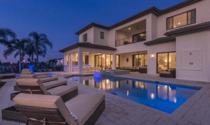 Perfect 8 Bedroom Villa on Reunion Resort and Spa Orlando Mansion 4600 - image 2