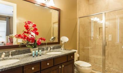 Rent the Perfect 4 Bedroom Villa on Reunion Resort and Spa Orlando Villa 4604 - image 12