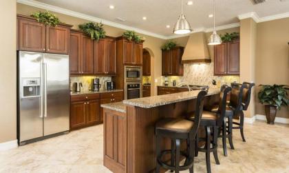 Rent the Perfect 4 Bedroom Villa on Reunion Resort and Spa Orlando Villa 4604 - image 7