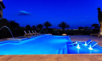 Ultimate 5 Star Villa with Private Pool on Reunion Resort and Spa Orlando Mansion 4580 - image 1