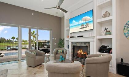 Luxury Contemporary Style Villa on Reunion Resort and Spa Orlando Villa 4652 - image 6