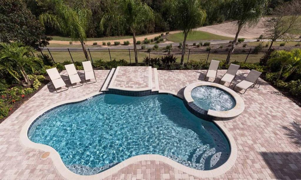 Rent this Luxury 5 Star Villa on Reunion Resort and Spa Orlando Mansion 4619 - image 2