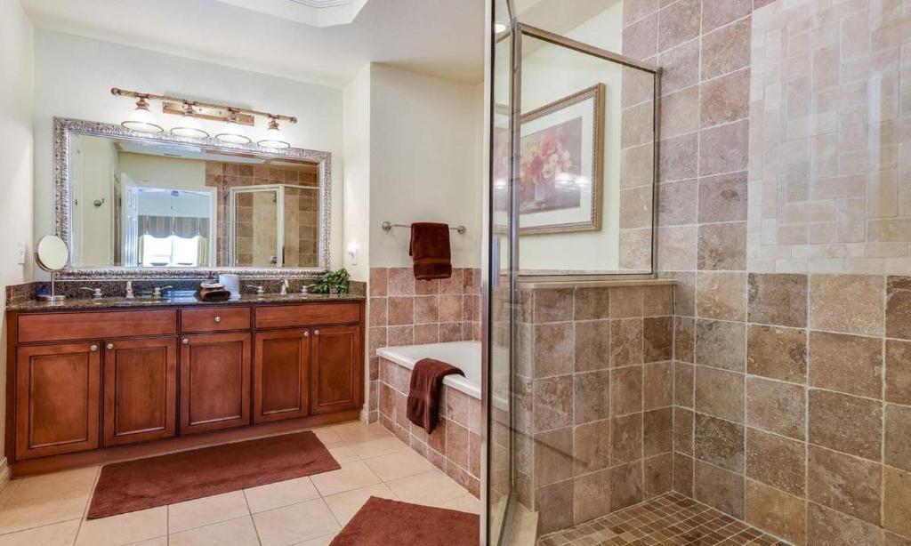 Ultimate 3 Bedroom Condo on Reunion Resort and Spa Orlando Condo 4647 - image 7