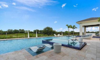 Luxury Villa with Private Pool on Reunion Resort and Spa Orlando Mansion 4754 - image 3