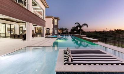 the Ultimate modern mansion on Reunion Resort Orlando mansion 4753 Kissimmee Florida