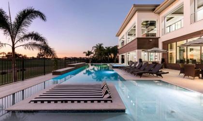 The Ultimate Modern Mansion on Reunion Resort Orlando Mansion 4753 - image 3