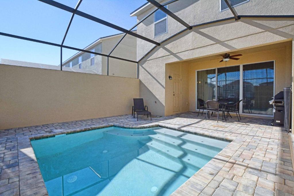 5 Bedrooms Townhome w- Splashpool - 8205SA - image 4