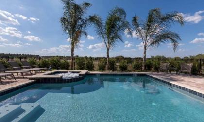 Exclusive Villa with Large Private Pool on Encore Resort at Reunion Orlando Villa 4354