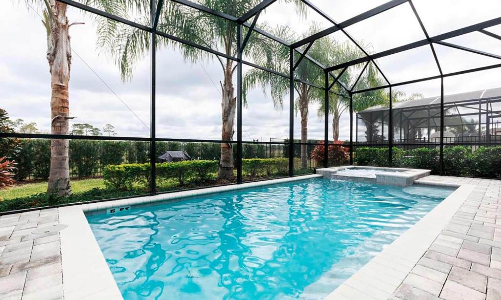 Exclusive Villa with Large Private Pool on Encore Resort at Reunion Orlando Villa 4383 - image 2