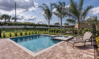 Luxury Villa with Private Pool on Encore Resort at Reunion Orlando Villa 4392 - image 5