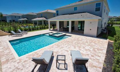 Luxury Private Villa with Large Pool on Encore Resort at Reunion Orlando Villa 4432 - image 3