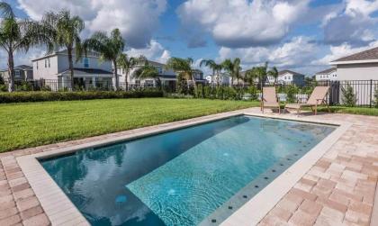 Rent this Luxury 5 Star Villa on Encore Resort at Reunion Orlando Villa 4412