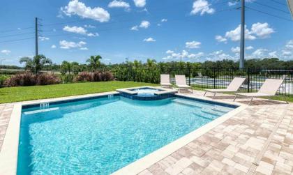 Rent this Luxury 5 Star Villa on Encore Resort at Reunion Orlando Villa 4515 - image 3