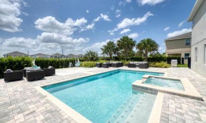 Rent Your Own Orlando Villa with Large Private Pool on Encore Resort at Reunion Orlando Villa 4510 Kissimmee Florida