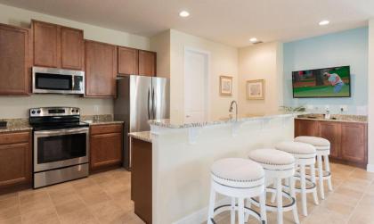 Beautiful Villa with first class amenities on Encore Resort at Reunion Orlando Villa 4694 - image 7