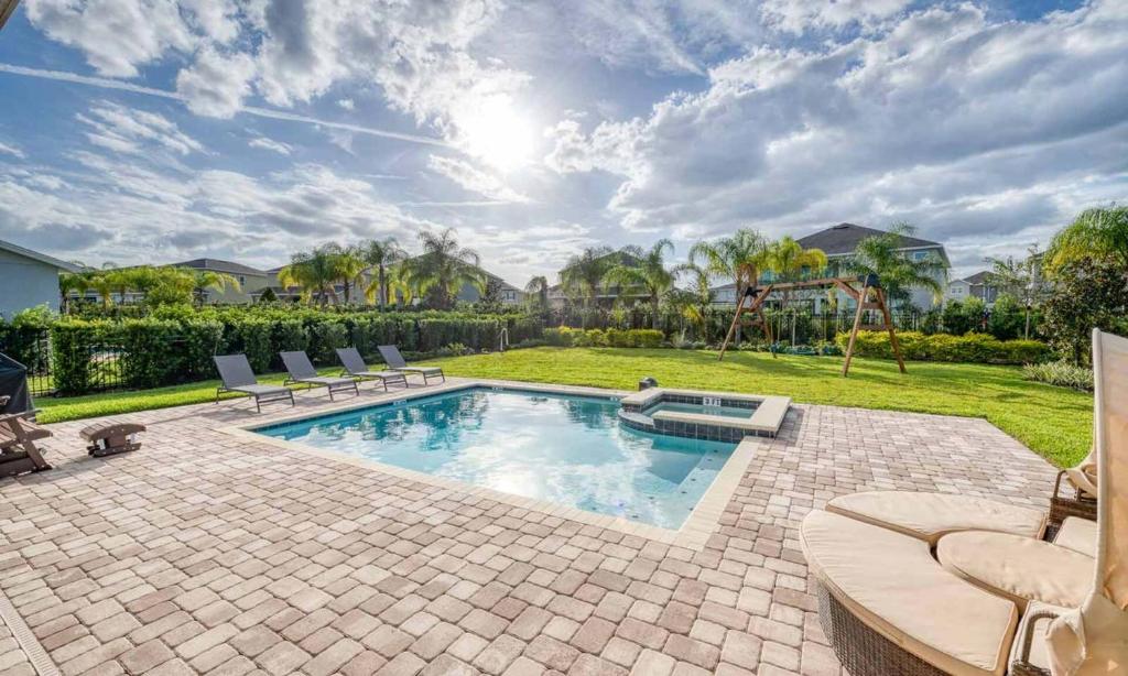 Beautiful Villa with first class amenities on Encore Resort at Reunion Orlando Villa 4705 - image 4