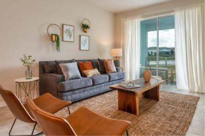 Brand New Beautiful 3 bedroom Condo by Disney - image 3