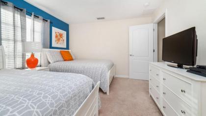 Beautiful Townhome with first class amenities on Storey Lake Resort Orlando Townhome 4840 - image 16