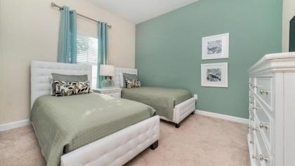 Beautiful Townhome with first class amenities on Storey Lake Resort Orlando Townhome 4840 - image 17