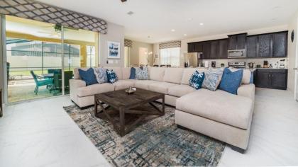 Exclusive 5 Star Villa with Private Pool on Solara Resort Orlando Villa 4843 - image 2