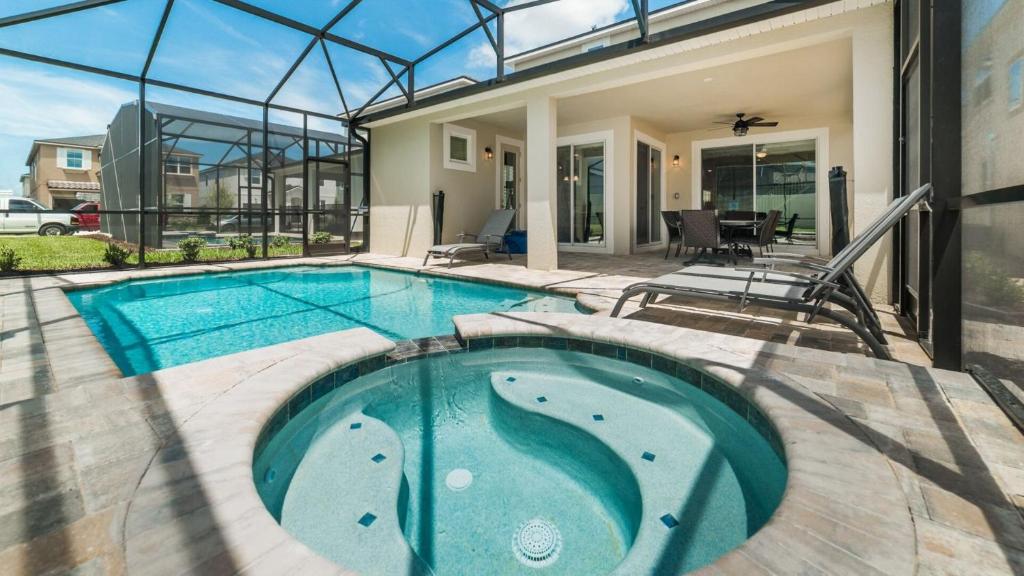 Exclusive 5 Star Villa with Private Pool on Solara Resort Orlando Villa 4843 - image 3