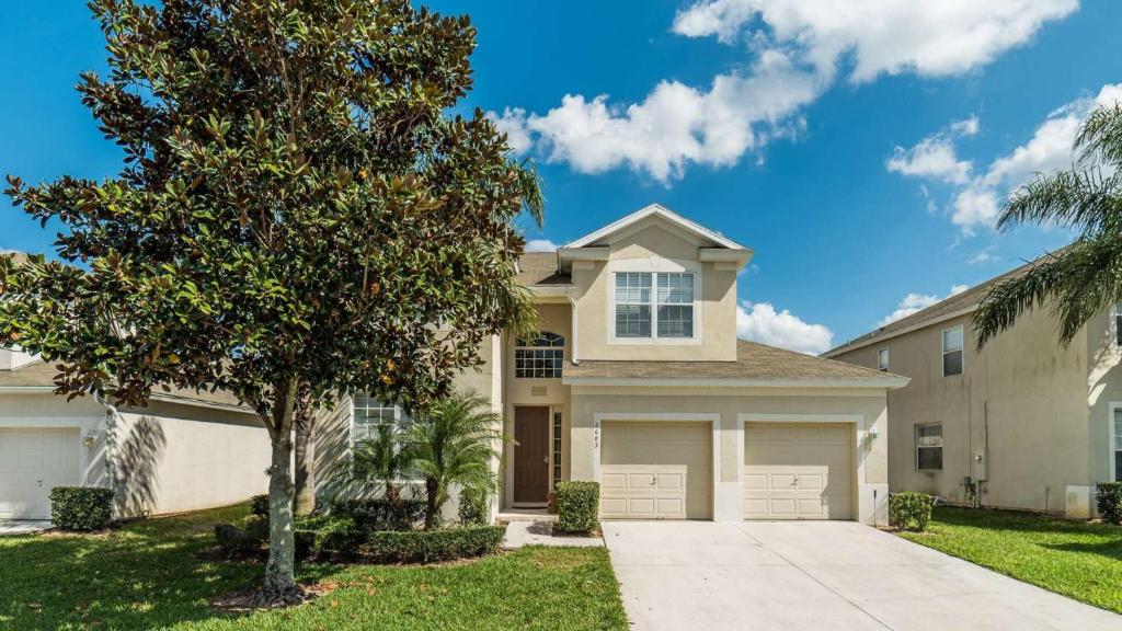 Rent the Perfect 5 Bedroom Villa on Windsor Hills Resort Orlando Villa 4913 - main image