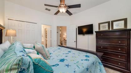 Rent the Perfect 5 Bedroom Villa on Windsor Hills Resort Orlando Villa 4913 - image 11