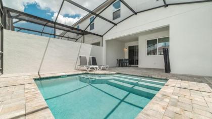 Rent this Luxury 5 Star Townhome on Solara Resort Orlando Townhome 4827 - image 3