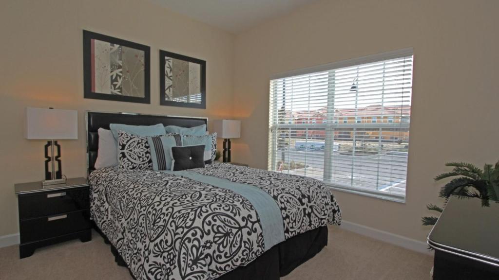 The Perfect Townhome with a beautiful Private Pool Orlando Townhome 4819 - image 7