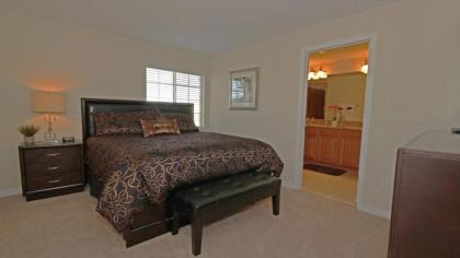 The Perfect Townhome with a beautiful Private Pool Orlando Townhome 4819 - image 9