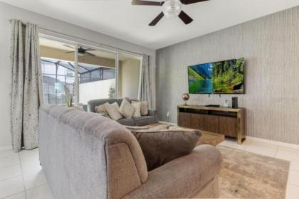 Amazing Home on Solara Resort with the Best 5 Star Amenities Orlando Townhome 5068 - image 6