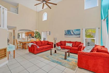 Spacious Pool Area and Game Room Quiet Location Close to Disney #6LB73 - image 16