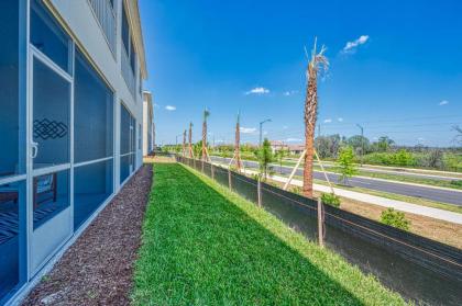 Super chic and modern 2 Bedroom Condo near to Disney - image 14