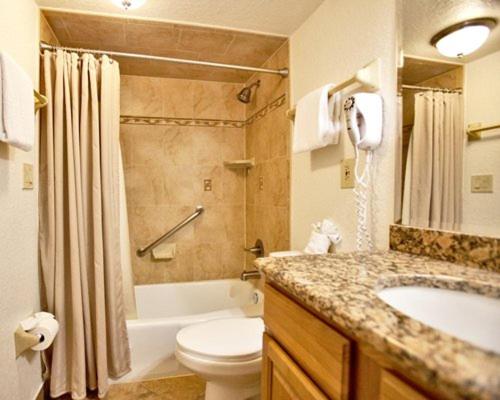 Luxury Unit in Kissimmee with Mediterranean Ambiance - Two Bedroom #1 - image 6