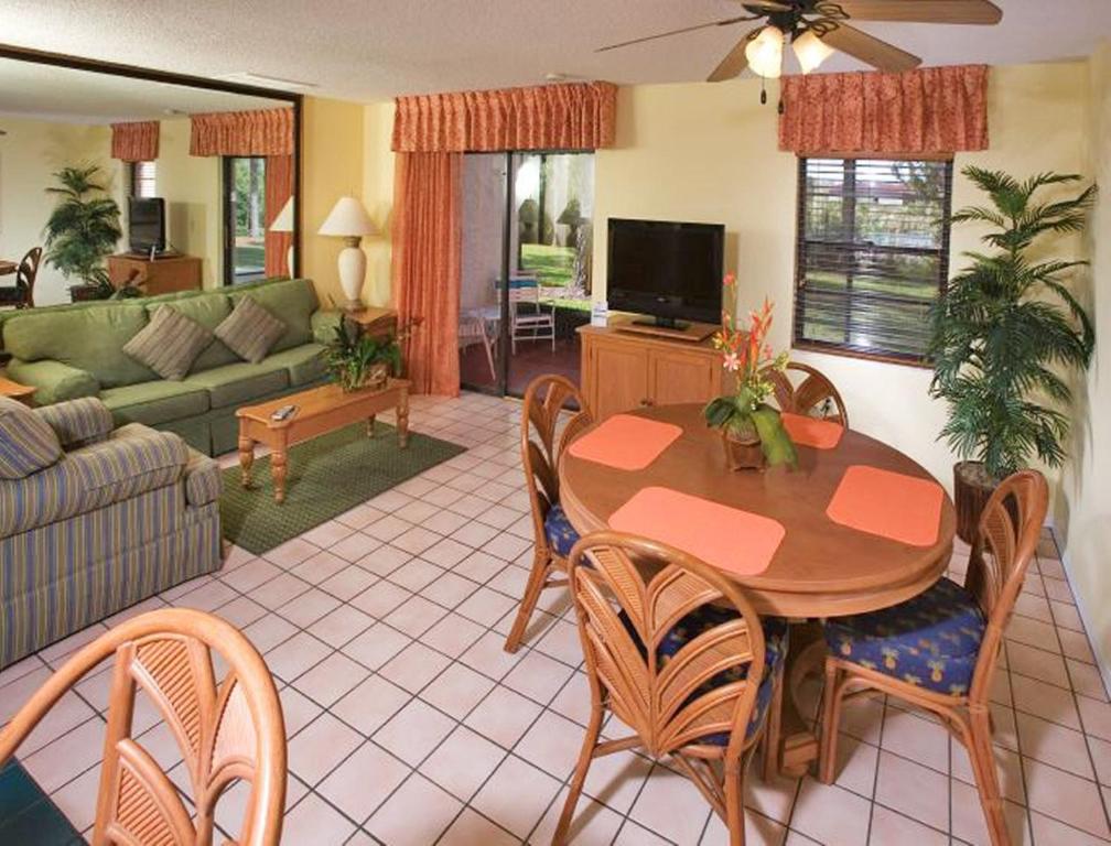 Welcoming and Comfy Resort Villas in Kissimmee - Two Bedroom Villa #1 - image 4