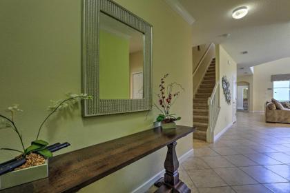 Spacious Resort Home with Pool 11 Mi to Disney - image 3