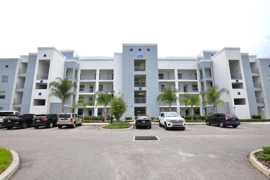 Great apartment in lux resort Storey Lake with lux amenities - 10 miles to Disney - image 5