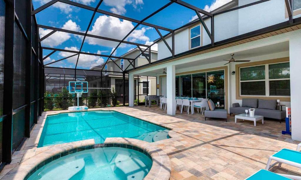 5 Star Villa with Private Pool on Solara Resort Orlando Villa 4720 - image 2