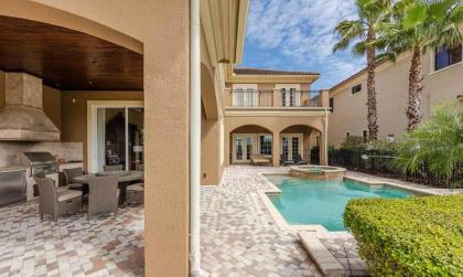 Luxury Villa on Reunion Resort and Spa with a Private Pool Orlando Villa 4529 - image 2