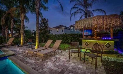 Rent Your Own Orlando Villa with Large Private Pool on Encore Resort at Reunion Orlando Villa 4710