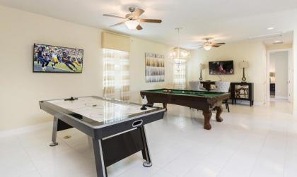 The Perfect Villa with a beautiful Private Pool Orlando Villa 4387 - image 1