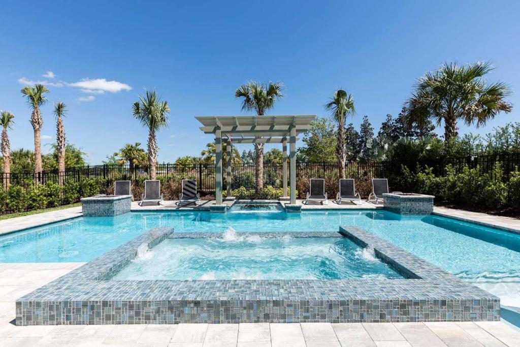 Beautiful 5 Star Villa with Private Pool on the Prestigious Reunion Resort Orlando Villa 5434 - image 2