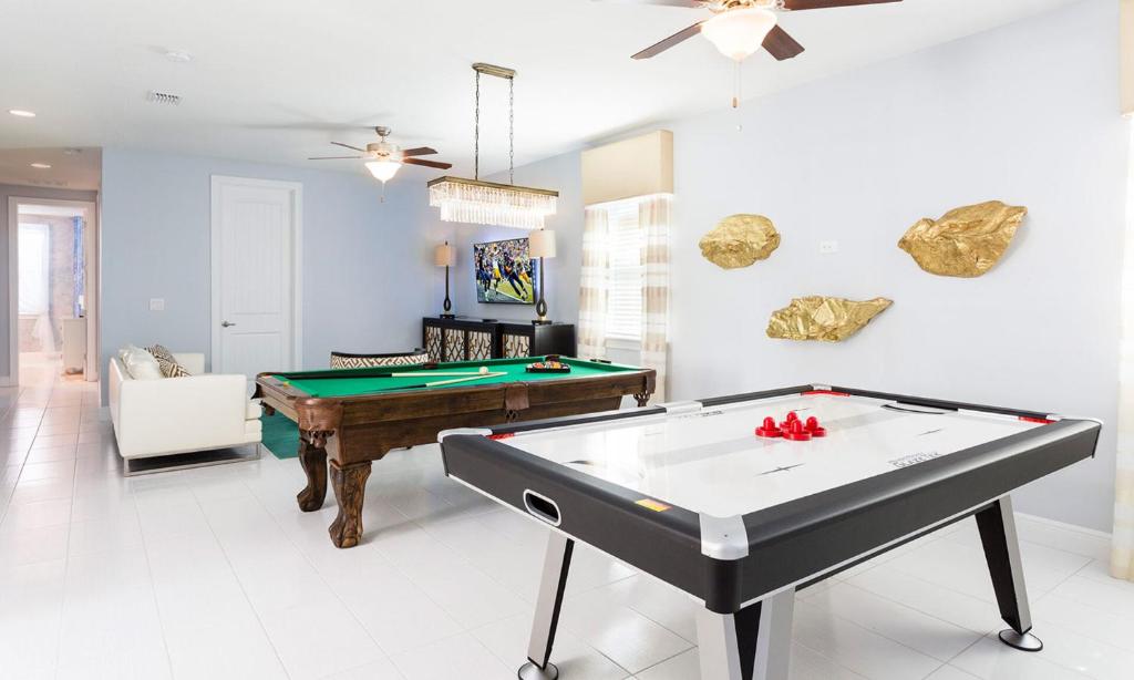 Beautiful Villa with first class amenities on Encore Resort at Reunion Orlando Villa 4376 - image 4