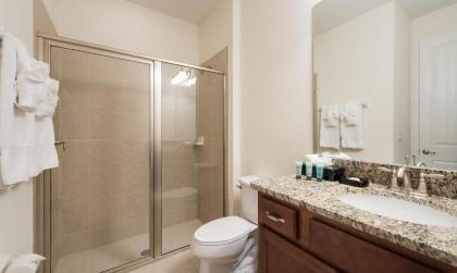 Beautiful Villa with first class amenities on Encore Resort at Reunion Orlando Villa 4431 - image 15